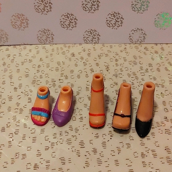 MGA Bratz All Single Replacement Shoes - Picture 2 of 3